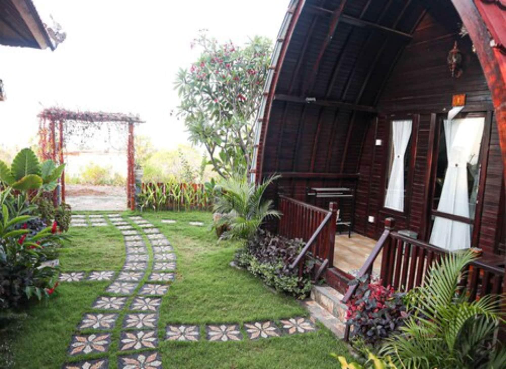 Hotra Hill Cottage Batununggul Exteriör bild